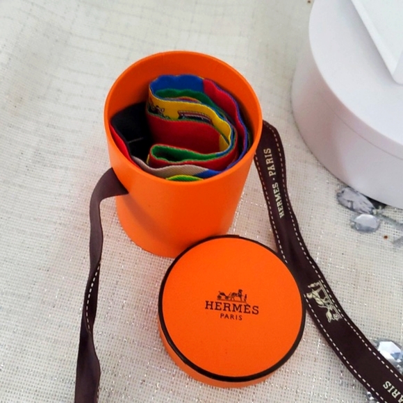 Hermes Colorful Carriage Design Scarf - Picture 9 of 10